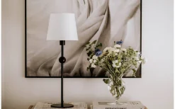 Astrid Lampfot 41cm Svart