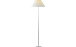 Ester Golvfot 136cm Vit