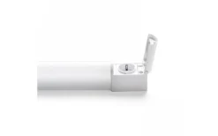 Florio Vägglampa + Uttag Vit 49cm LED 8W IP44 3000K