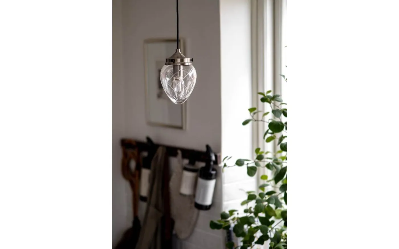 Juni Fönsterlampa 11cm Antikstål/Klar