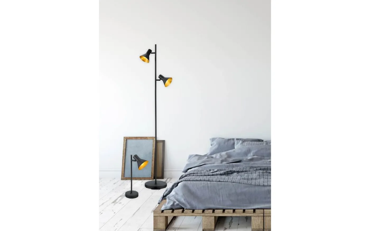 Nina Golvlampa 2xE14 svart