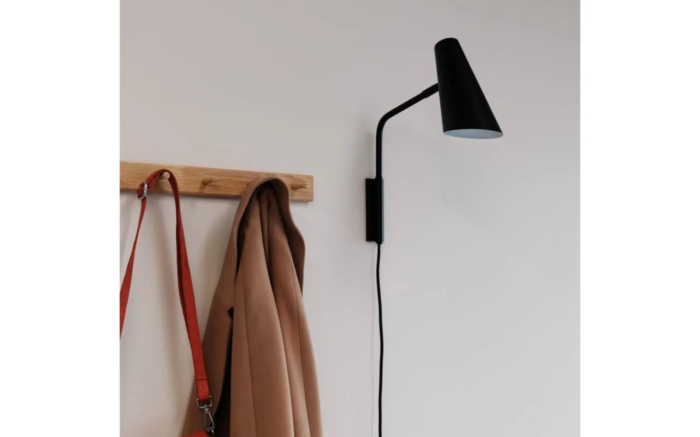 Noa Vägglampa Svart
