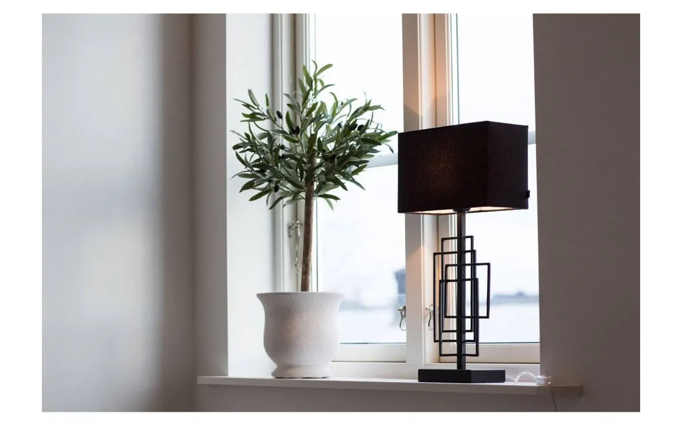 Paragon Bordslampa 69cm