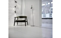 Pure Vägglampa Grå