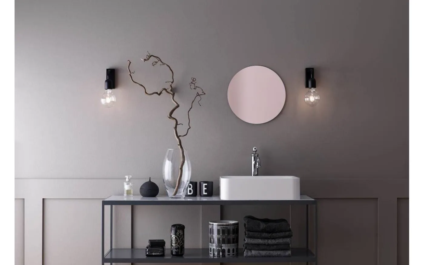 Regal 1L Vägglampa Badrum IP44 Mattsvart