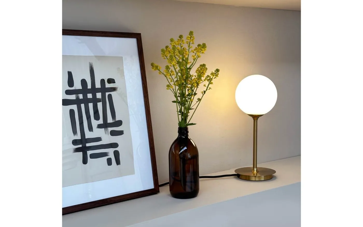 Sia Bordslampa 30cm Opal/Mässing