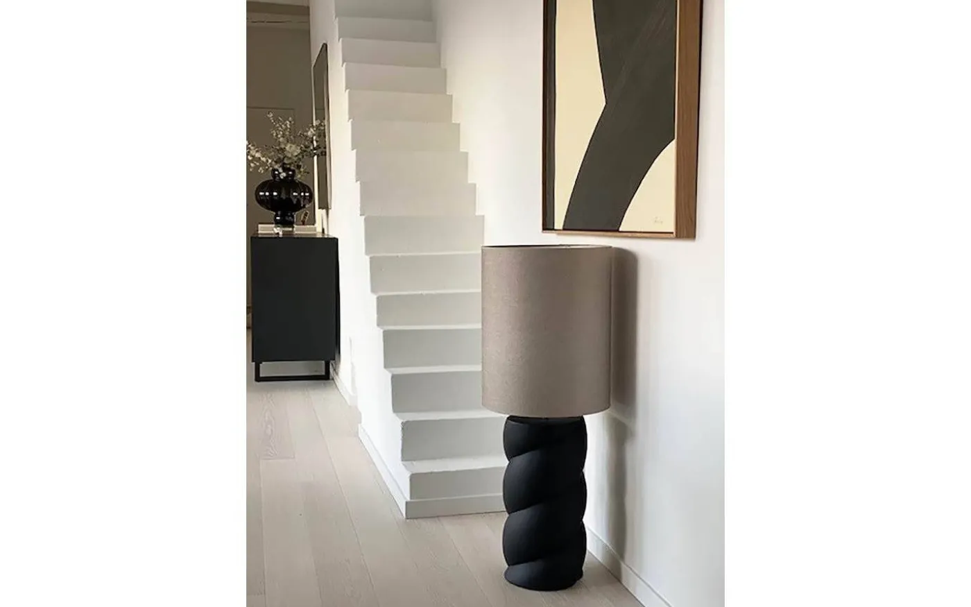Swirl Lampfot 54cm Matt Svart