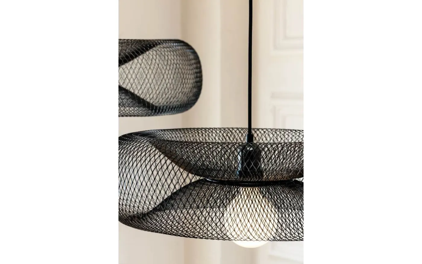 Torus Taklampa 65cm Svart